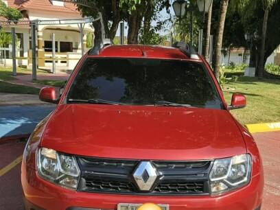 RENAULT DUSTER 2017 5 Kms.
