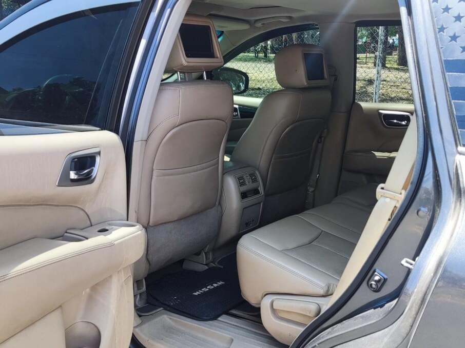 NISSAN PATHFINDER 2015 98.000 Kms.