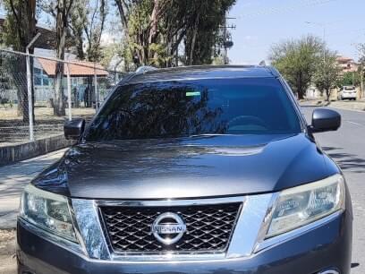 NISSAN PATHFINDER 2015 98.000 Kms.