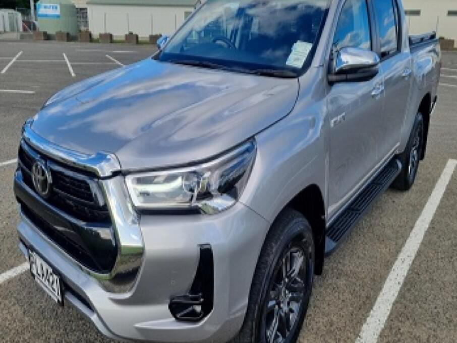 TOYOTA HILUX 2022 3.000 Kms.