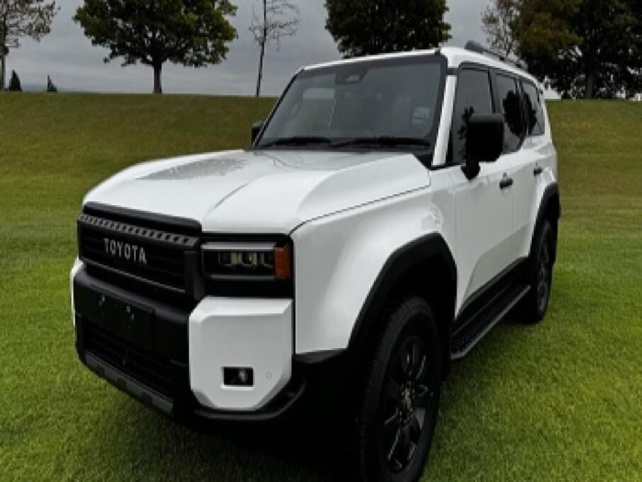 TOYOTA LAND CRUISER 2025 100 Kms.