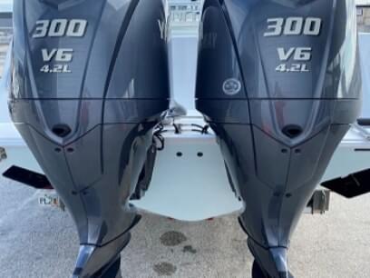 TOYOTA LAND CRUISER 2021 20 Kms.