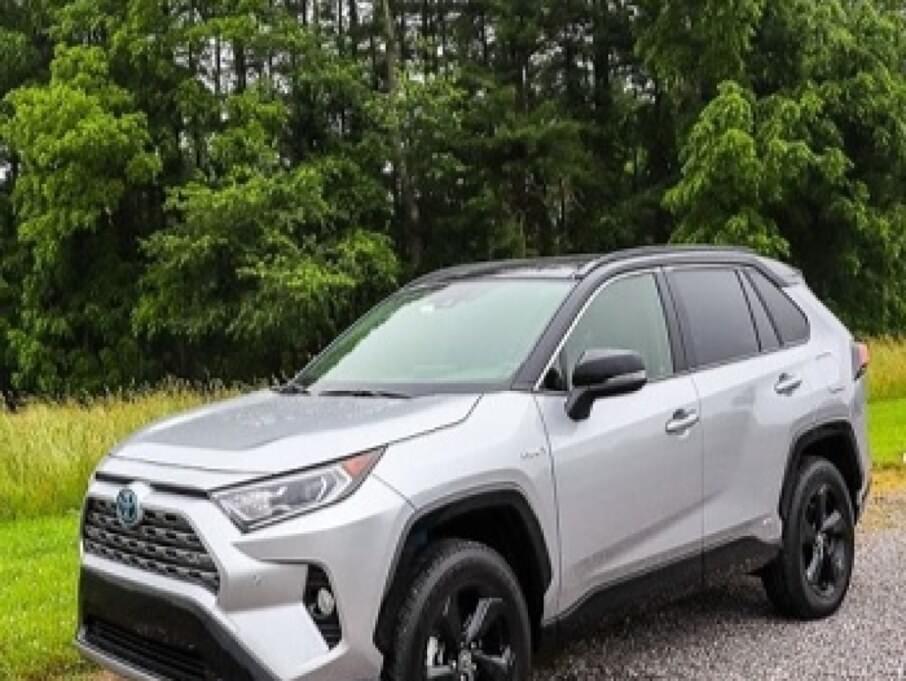 TOYOTA RAV4 2025 100 Kms.