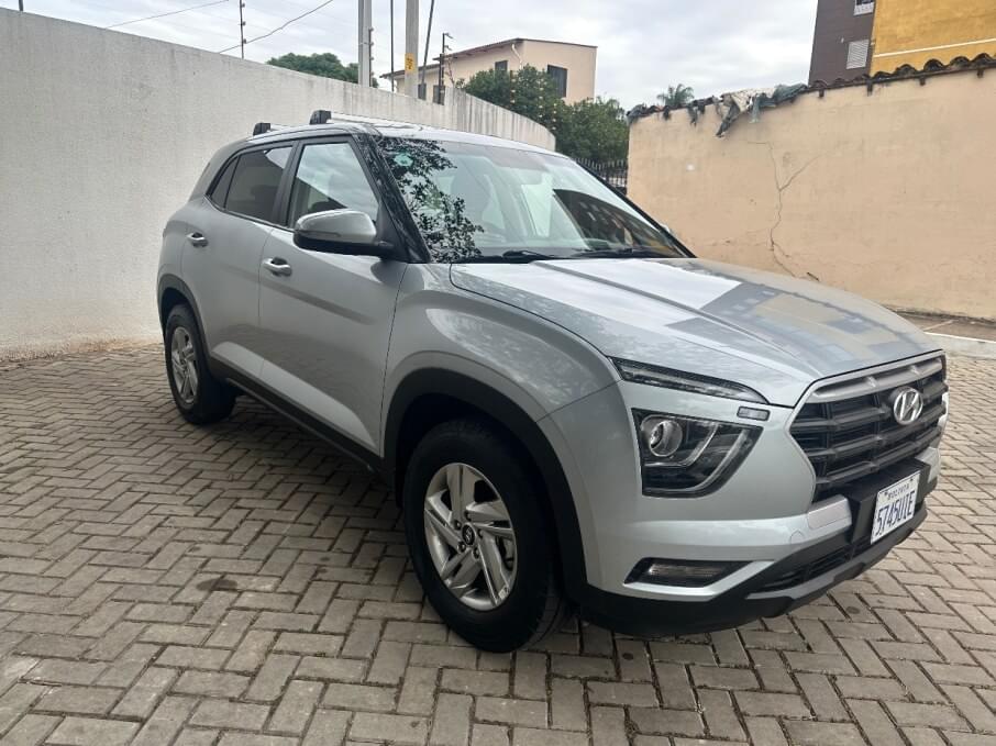 HYUNDAI CRETA 2023 35.000 Kms.