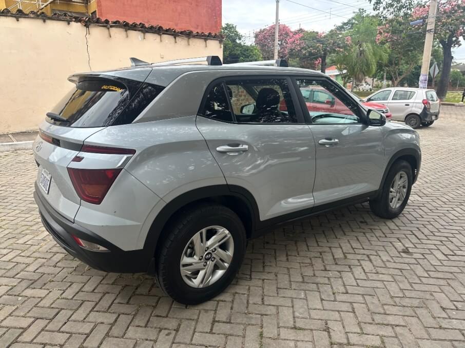 HYUNDAI CRETA 2023 35.000 Kms.