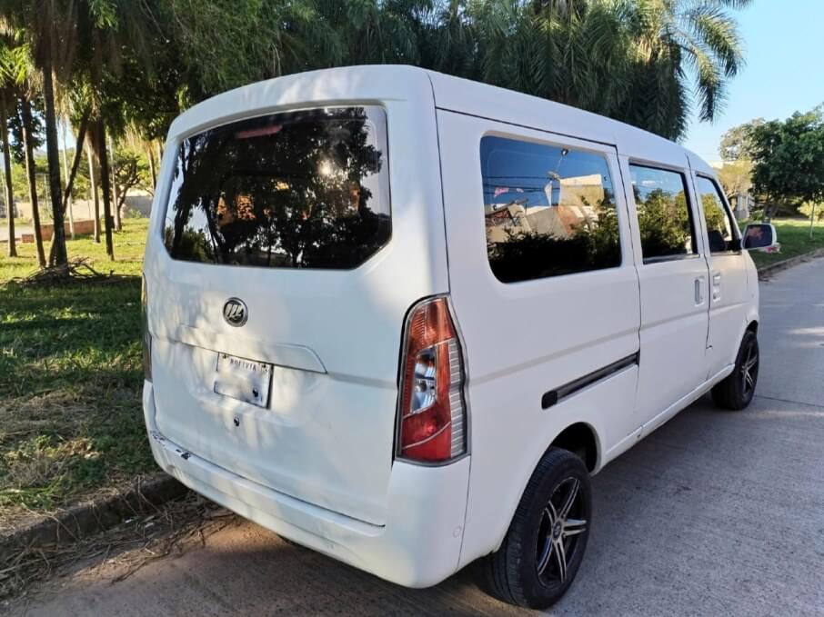 LIFAN LF VAN DA AC 2015 172.000 Kms.