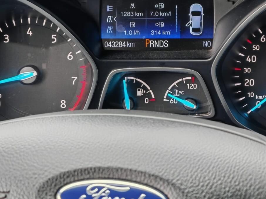 FORD ESCAPE 2017 43.300 Kms.