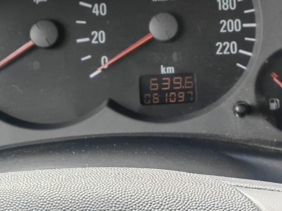 CHEVROLET CORSA 2003 61.100 Kms.