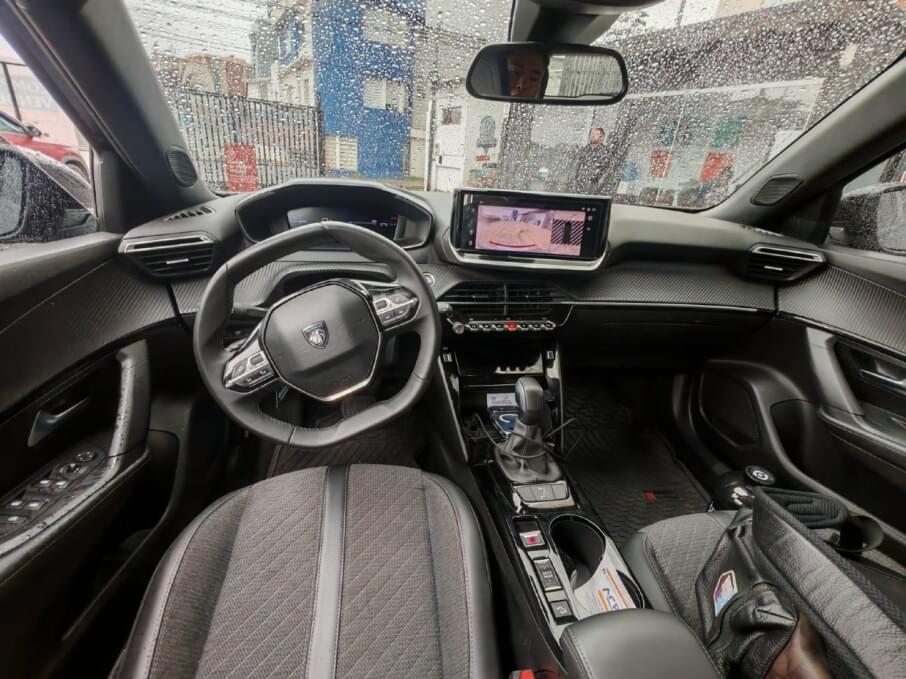 PEUGEOT 2008 2024 22.777 Kms.