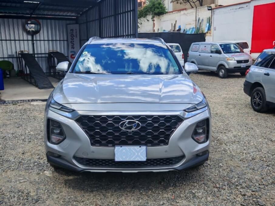 HYUNDAI SANTA FE 2020 48.000 Kms.