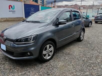 VOLKSWAGEN FOX 2018 32.300 Kms.