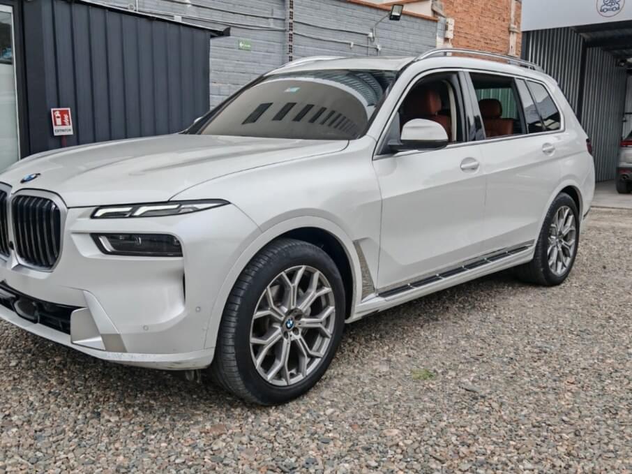 BMW X1 2024 18.700 Kms.