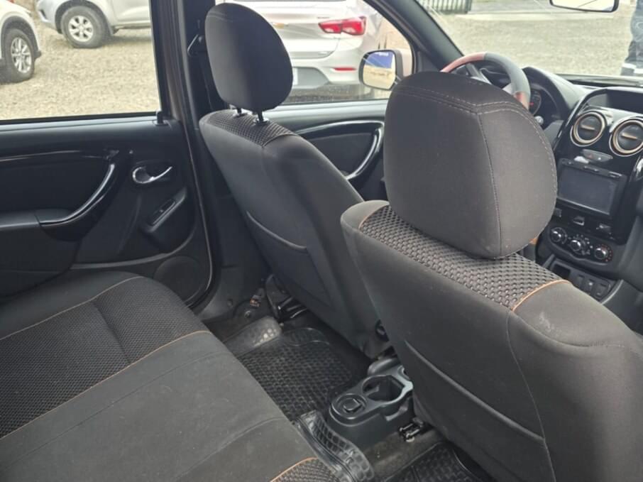 RENAULT DUSTER 2018 80.900 Kms.