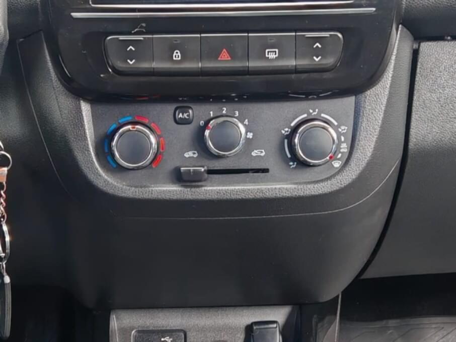 RENAULT KWID 2024 42.536 Kms.