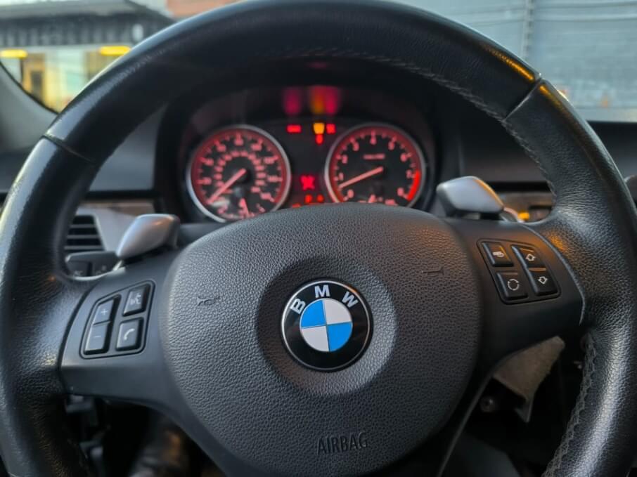 BMW 335 2010 84.650 Kms.