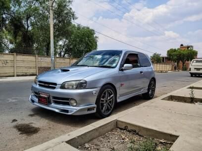 TOYOTA STARLET 1996 230.000 Kms.