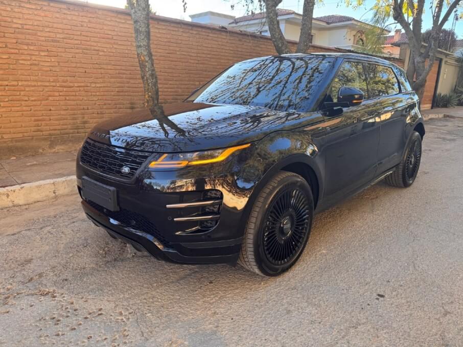 LAND ROVER RANG ROVER 2025 900 Kms.