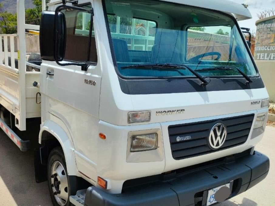 VOLKSWAGEN TRANSPORTER 2019 90.000 Kms.