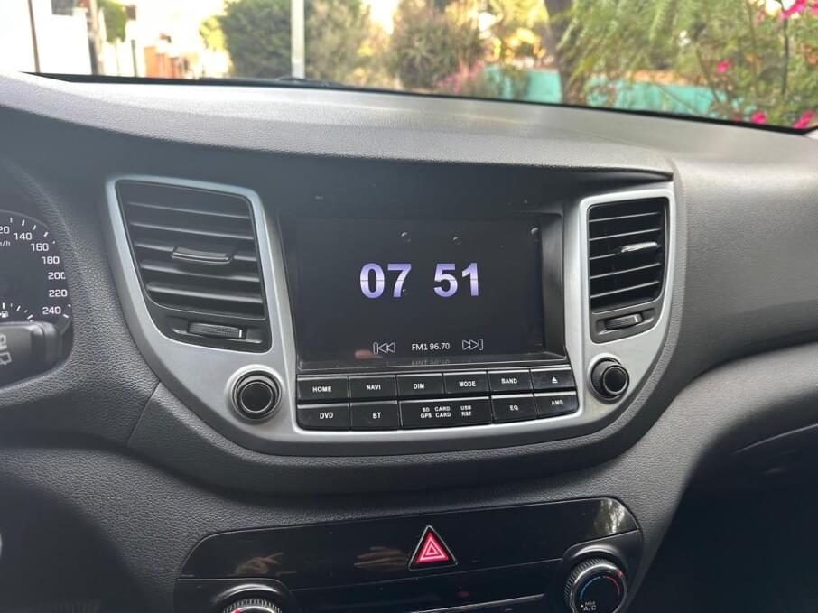 HYUNDAI TUCSON 2017 83.500 Kms.