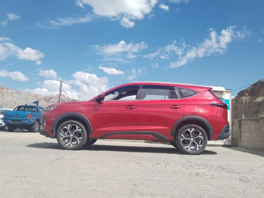 JAC JS8 2022 23.735 Kms.