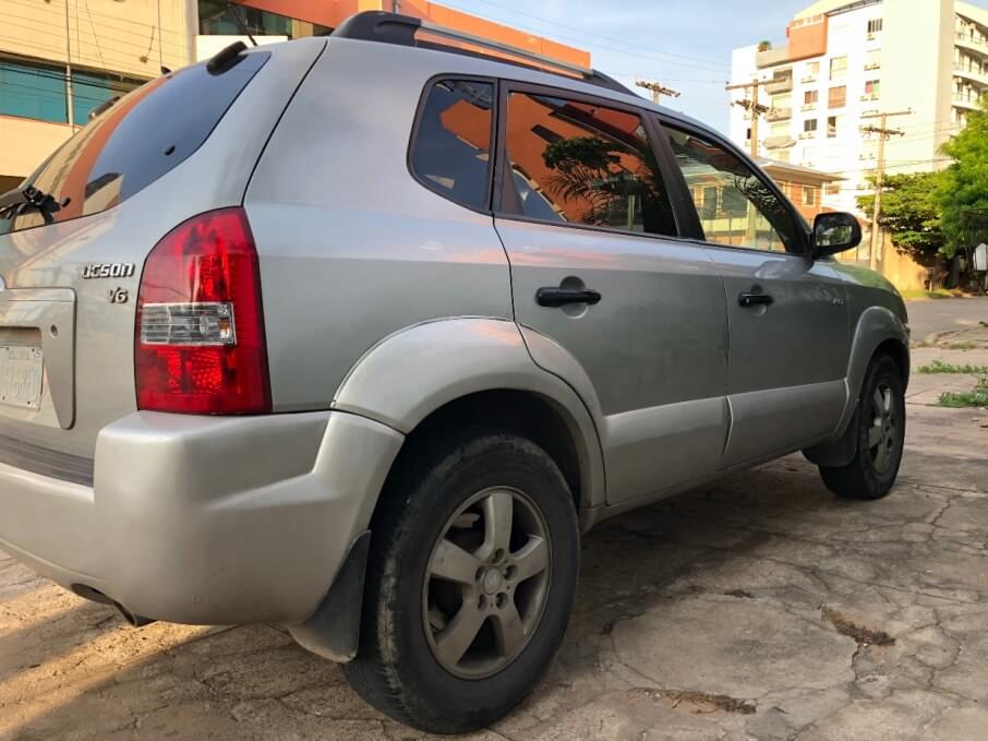 HYUNDAI TUCSON 2006 210.000 Kms.
