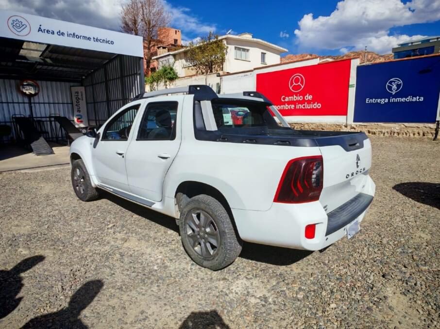 RENAULT OROCH 2018 22.300 Kms.