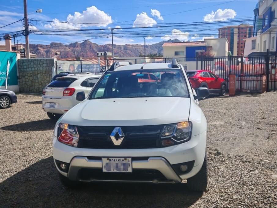 RENAULT OROCH 2018 22.300 Kms.