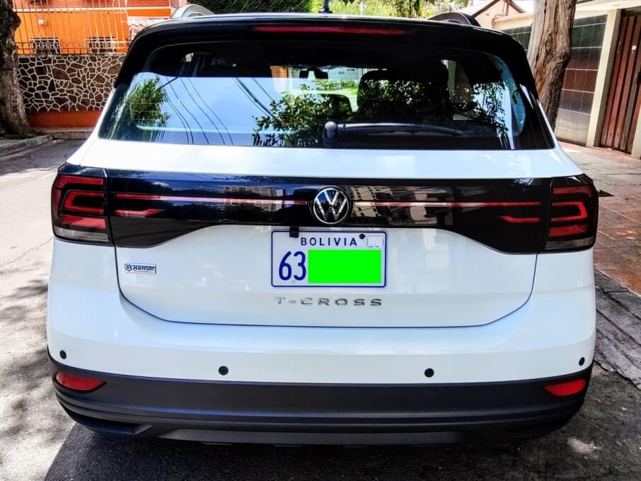 VOLKSWAGEN T-CROSS 2023 12.000 Kms.
