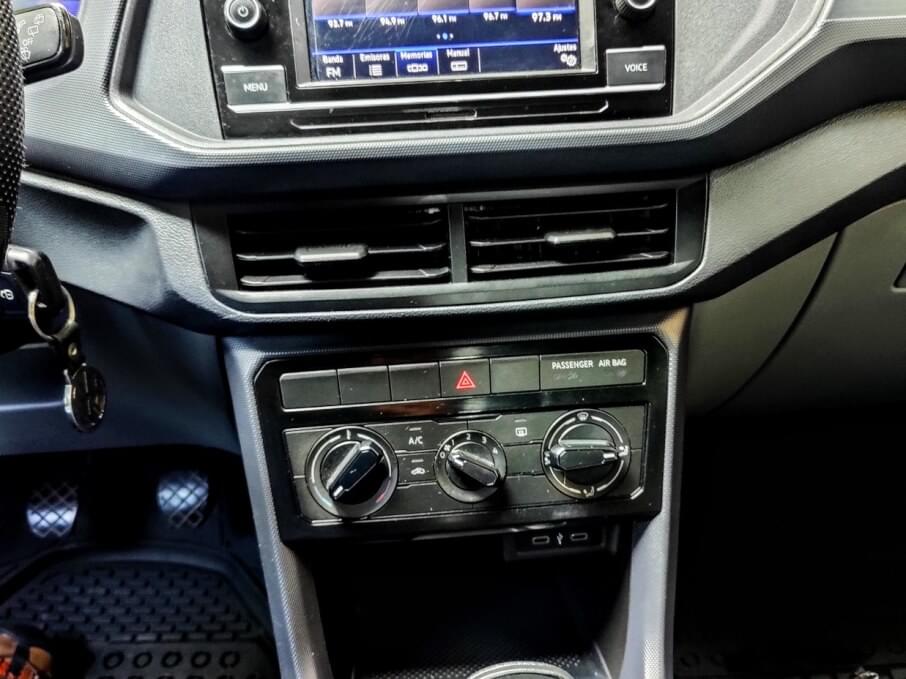 VOLKSWAGEN T-CROSS 2023 12.000 Kms.