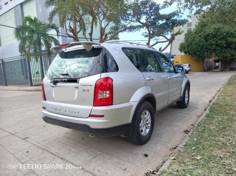 SSANGYONG REXTON 2014 111.111 Kms.
