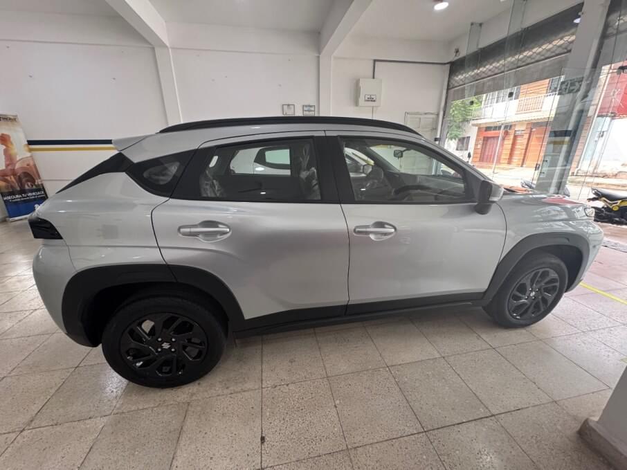 SUZUKI NEW BALENO 2025 10.000 Kms.