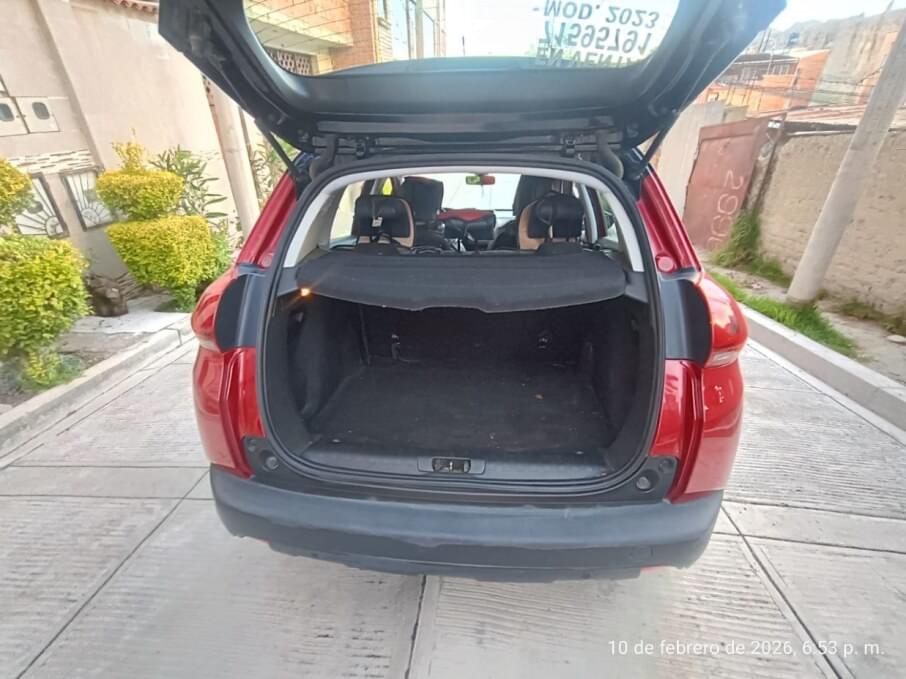 PEUGEOT 2008 2023 42.000 Kms.