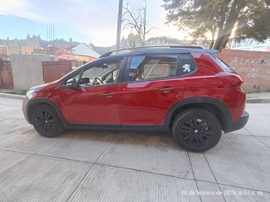 PEUGEOT 2008 2023 42.000 Kms.