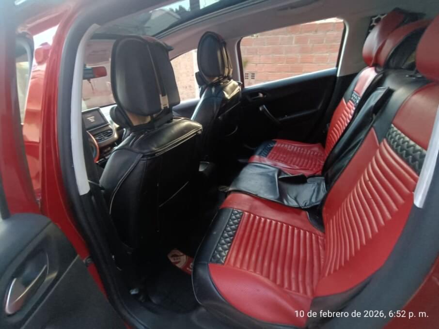 PEUGEOT 2008 2023 42.000 Kms.