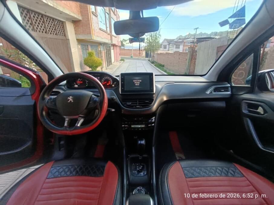 PEUGEOT 2008 2023 42.000 Kms.