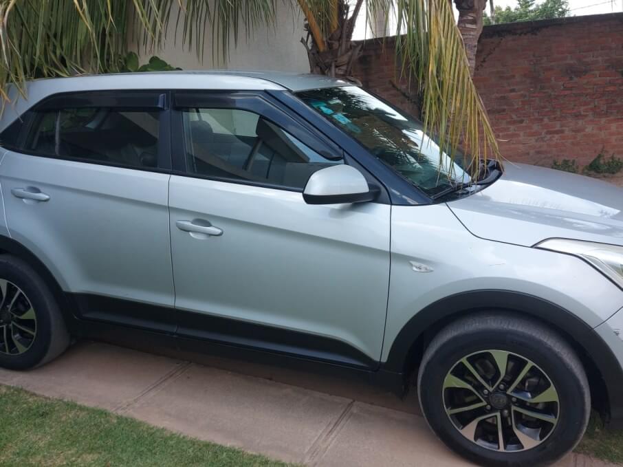 HYUNDAI CRETA 2018 90.000 Kms.