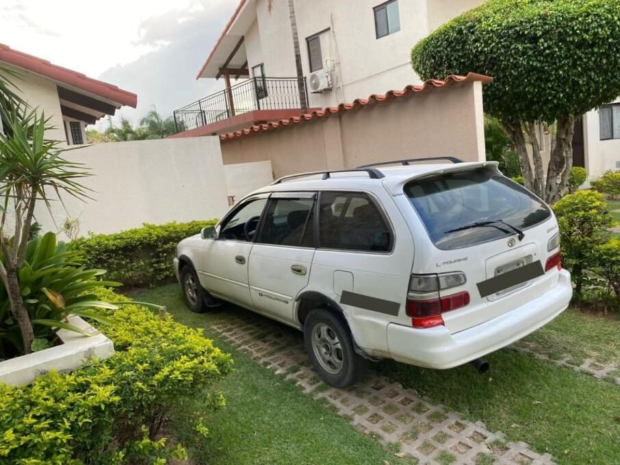 TOYOTA COROLLA 1997 130.000 Kms.