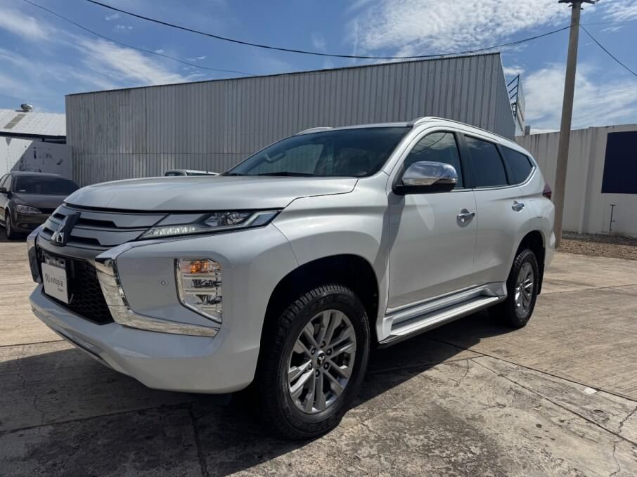 MITSUBISHI MONTERO SPORT 2023 13.197 Kms.