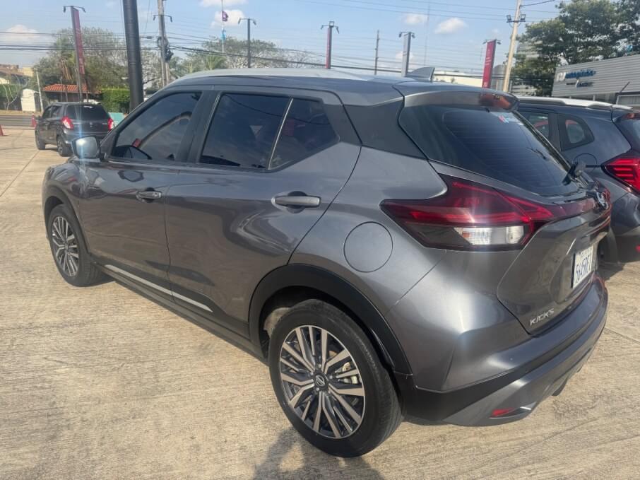 NISSAN KICKS 2022 52.539 Kms.