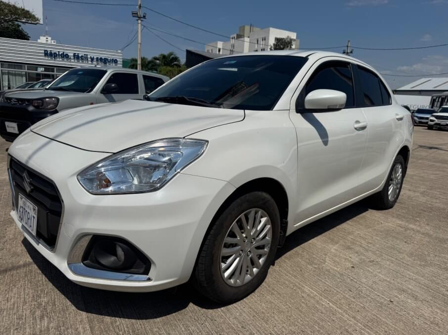 SUZUKI DZIRE SEDAN 2024 19.133 Kms.