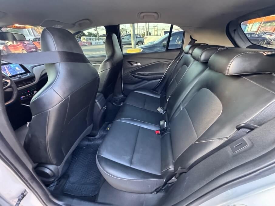 CHEVROLET ONIX 2023 37.000 Kms.