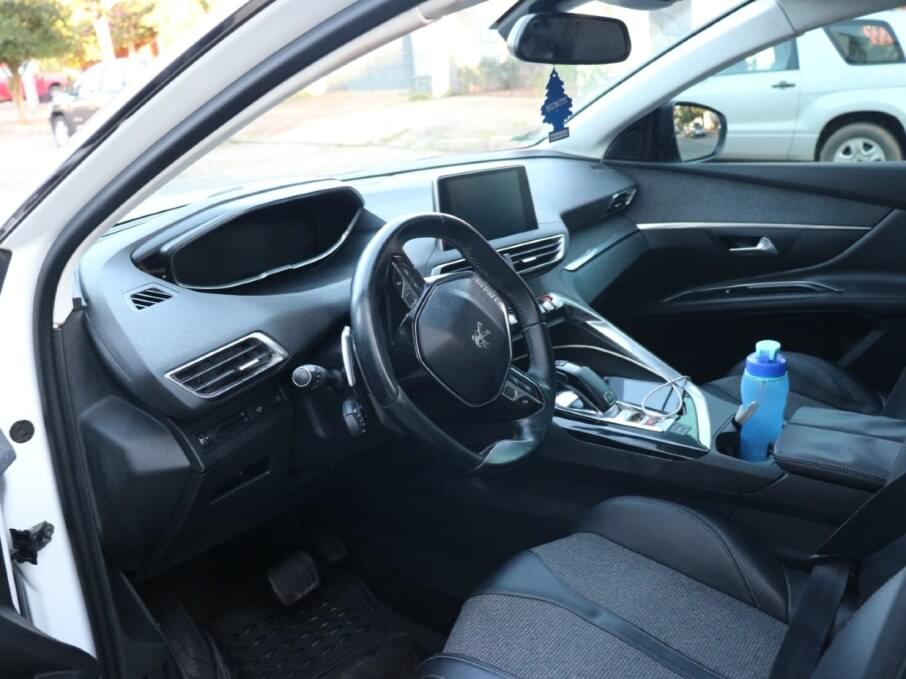 PEUGEOT 5008 2018 75.500 Kms.