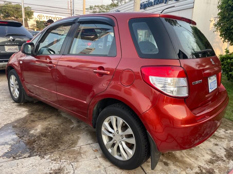 SUZUKI SX4 2015 99.674 Kms.