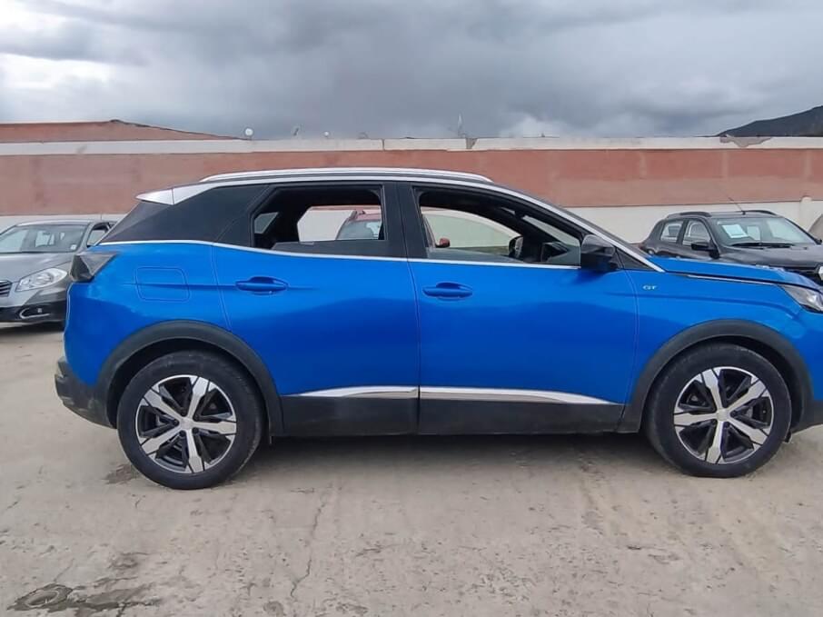 PEUGEOT 3008 2022 9.175 Kms.