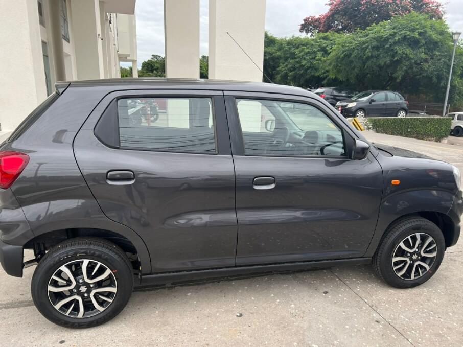 SUZUKI S-PRESSO 2023 17.800 Kms.