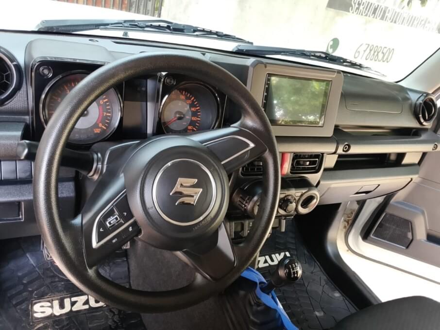 SUZUKI JIMNY 2023 19.000 Kms.