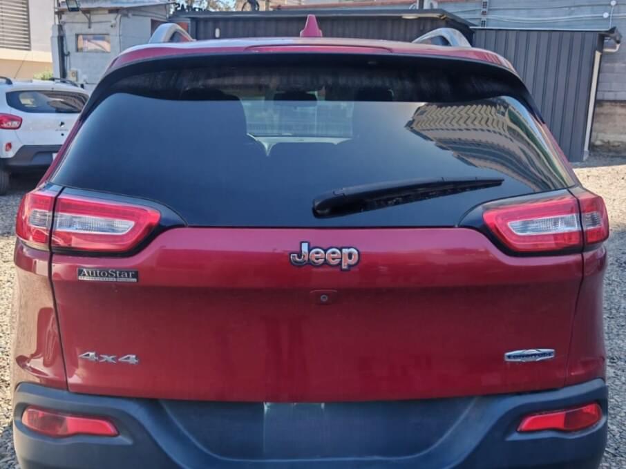 JEEP CHEROKEE 2016 46.000 Kms.