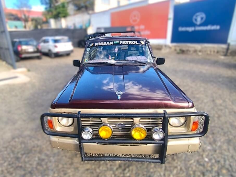 NISSAN PATROL 1992 250.000 Kms.