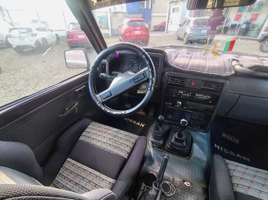 NISSAN PATROL 1992 250.000 Kms.
