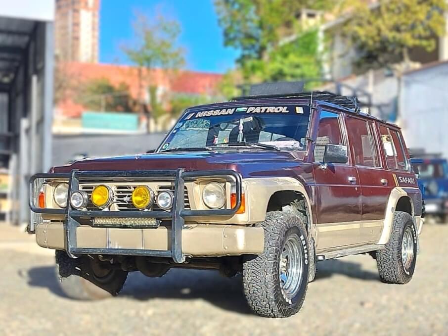 NISSAN PATROL 1992 250.000 Kms.